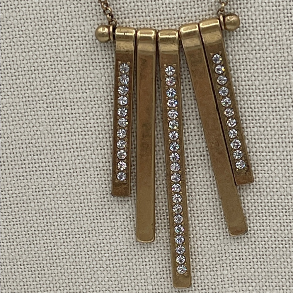4.6.26-24 J. Crew Goldtone Rhinestone Piano Keys Pendant Necklace